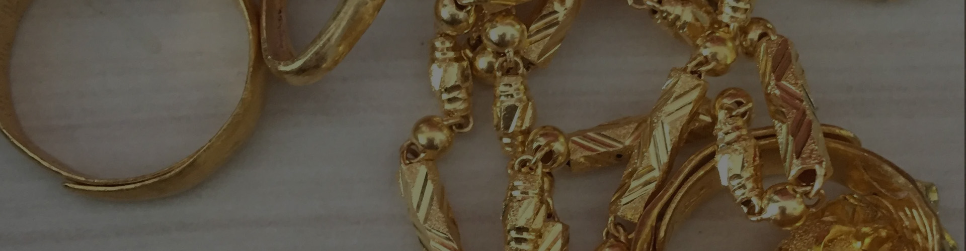 經(jīng)驗豐富，擁有兩萬個小時的廢料回收經(jīng)驗